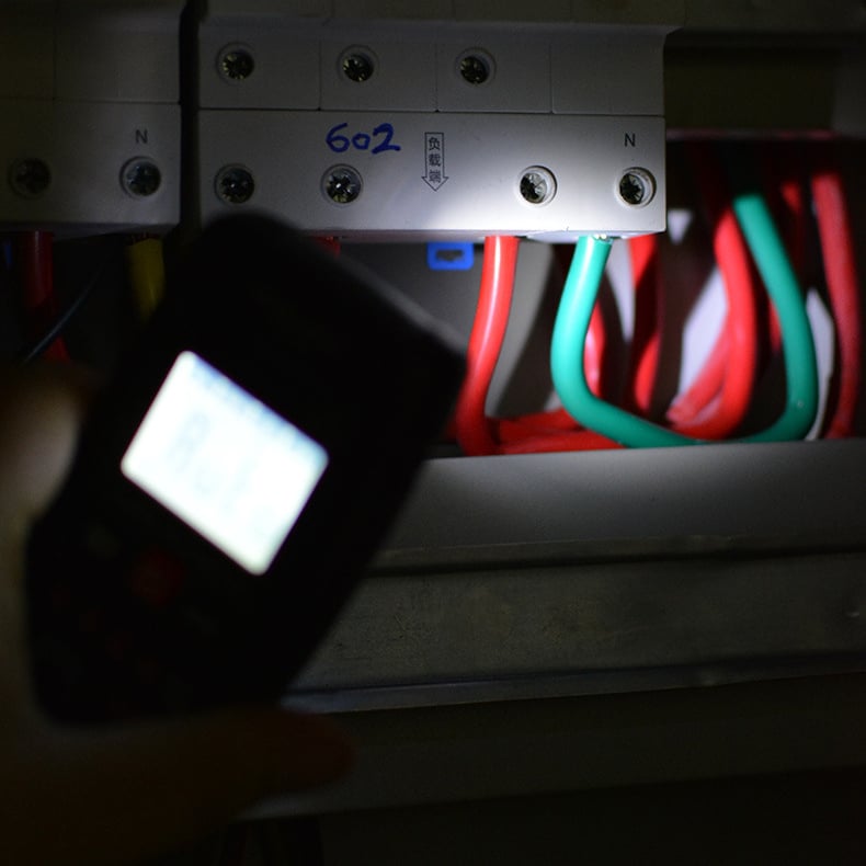 VoltageMultimeter - Hoge Precisie Spanning En Frequentie Digitale Multimeter Tester