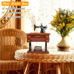 MusicalMachine: Antieke Vintage Naaimachine Muziekdoos