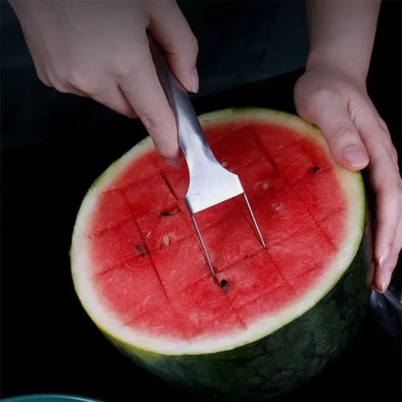Globetrek° FruitCutter: 2 in 1 Multifunctionele Vork En Snijder