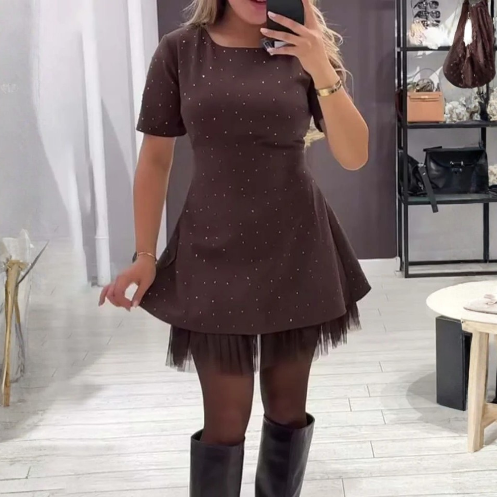 Icone™ MiniDress: Elegante Korte Mouwen Mini Jurk Met Sprankelende Kantafwerking