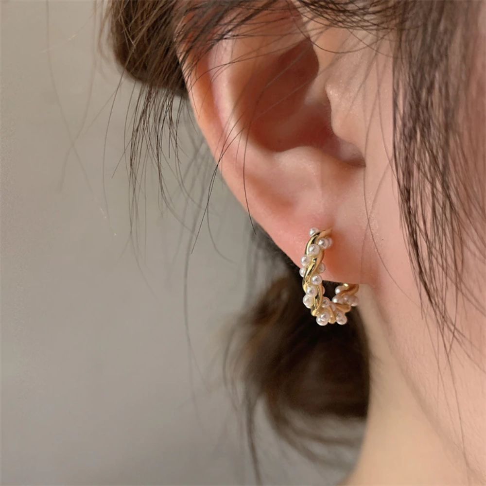 Jewelance™ TwistedEarrings 1+1 GRATIS: Elegante Gedraaide Hoepel Parels Mode Oorbellen