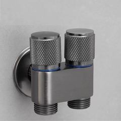 Globetrek° PremiumBidet - Eenvoudige Installatie Dubbele Ventiel Handgehouden Premie Bidet Set