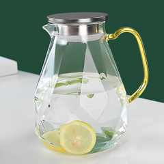 Globetrek° GlassPitcher - Elegante Glazen Diamantpatroon Werper