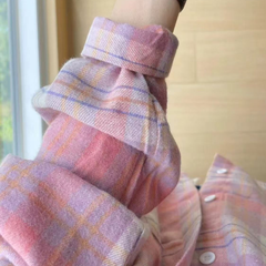 Icone™ CheckeredShirt: Stijlvol Toevallig Pastelroze Geruit Shirt