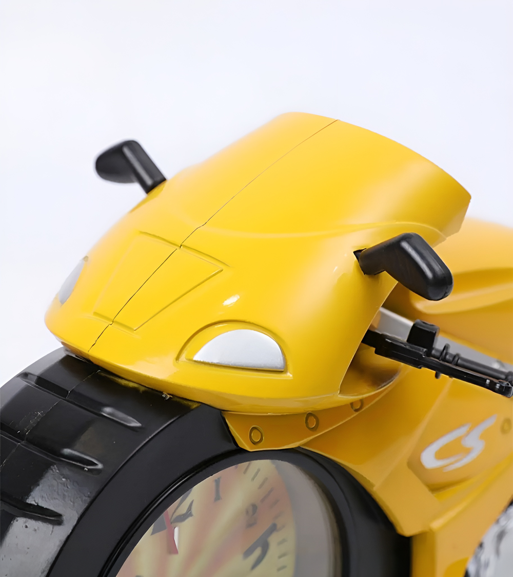 RacerClock: Stijlvolle Sport-Geïnspireerd Motor Racer Klok
