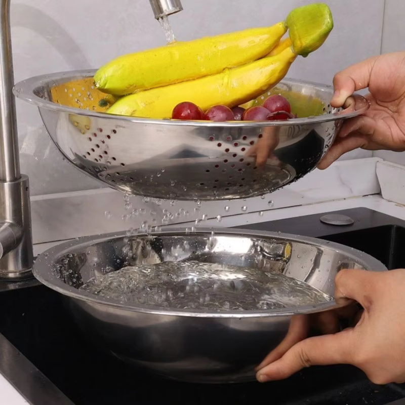Globetrek° MultifunctionalStrainer: 3-In-1 Multifunctionele Keuken Gadget Snijder En Zeef