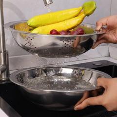 Globetrek° MultifunctionalStrainer: 3-In-1 Multifunctionele Keuken Gadget Snijder En Zeef