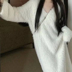 Icone™ CozyDress: Dames Elegante Nep-Zacht V-Hals Maxi Cozy Jurk
