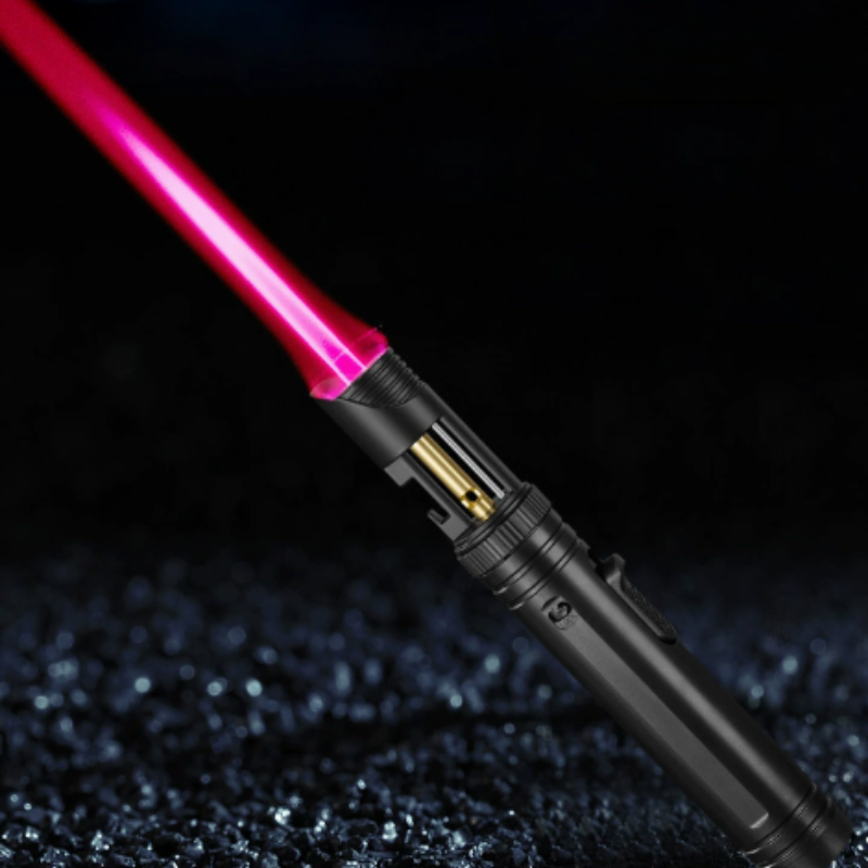 LightsaberFlame: Draagbaar Lichtzwaard Windbestendig Vlam Blaas Zaklamp Aansteker