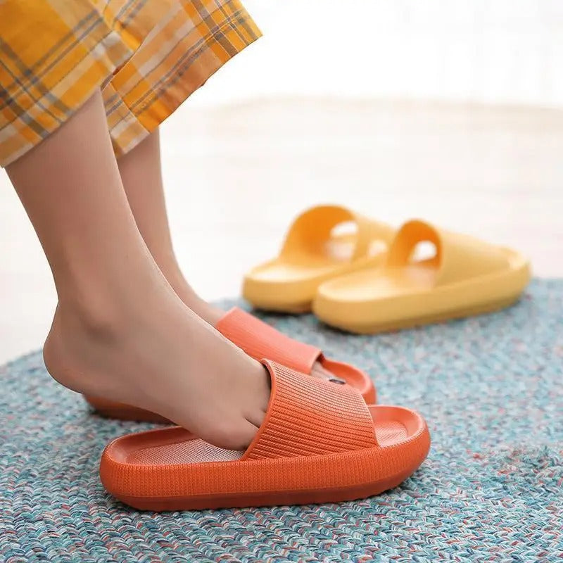 Happy™ ComfySlippers 1+1 GRATIS: Antislip Superzachte En Comfortabele Pantoffels