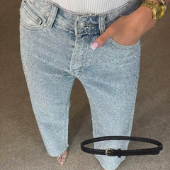 Icone™ SparklingJeans: Strass-Verfraaid Hoge-Taille Recht-Been Sprankelende Spijkerbroek Met Riem