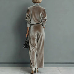 Icone™ LeisureSet: Luxe Coltrui Topje En Losse Broek Leisure Set