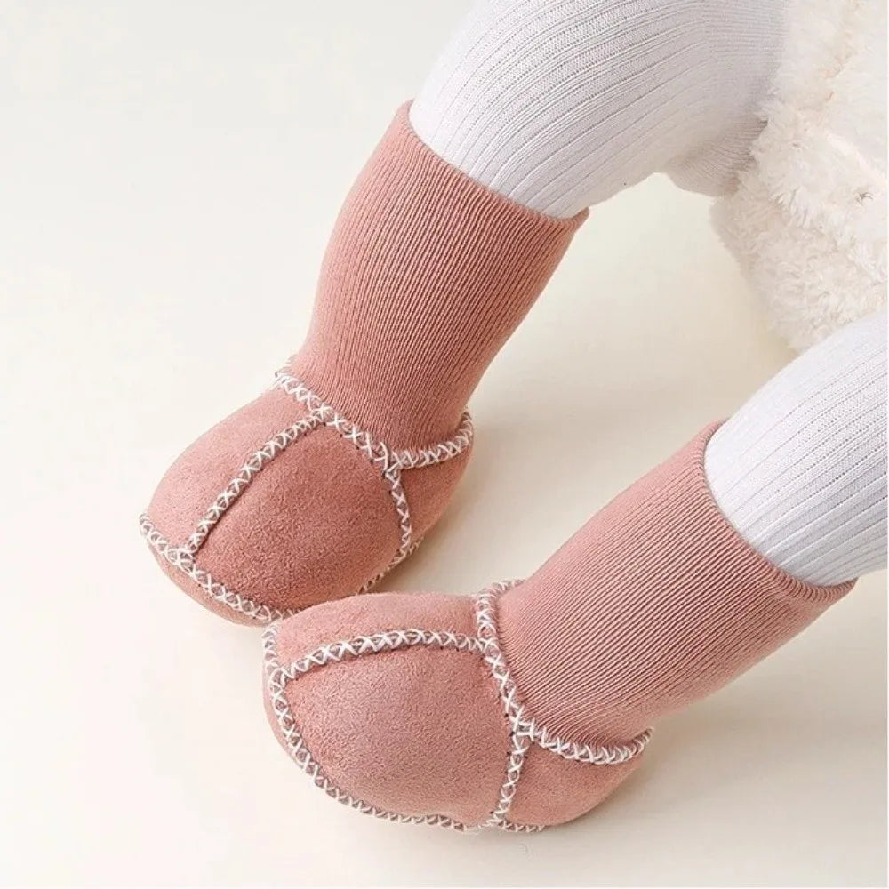 Happy™ InfantSocks 1+1 GRATIS: Elegante Warme Suède Wieg-Veilige Zuigeling Sokken