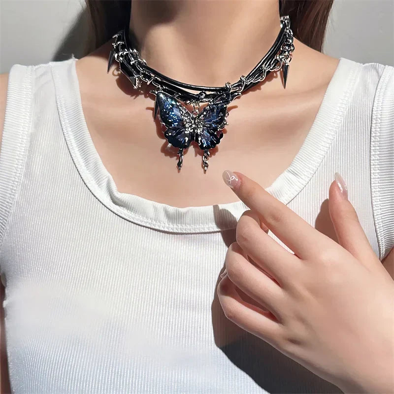 Jewelance™ ButterflyChoker 1+1 GRATIS: Modieus Verbluffende Glanzende Spiked Vlinder Choker