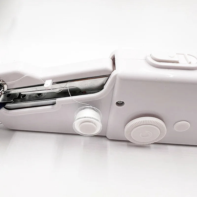 Globetrek° SewingMachine: Handheld Compact Draagbare Mini Naaimachine