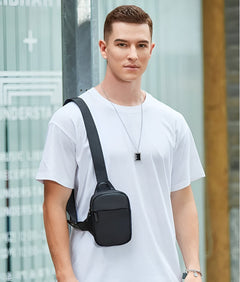 Icone™ ChestBag 1+1 GRATIS: Verstelbare Riem Unisex Mini Sling Borsttas