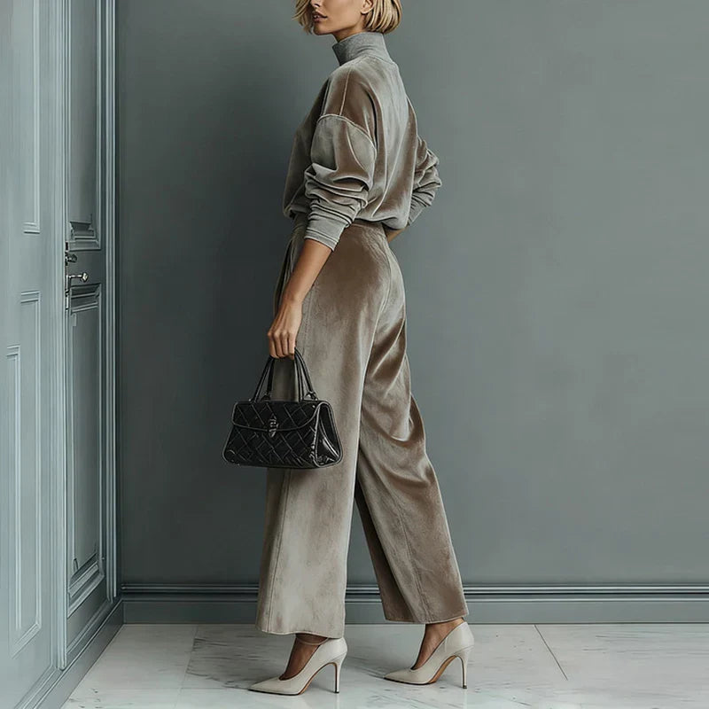 Icone™ LeisureSet: Luxe Coltrui Topje En Losse Broek Leisure Set