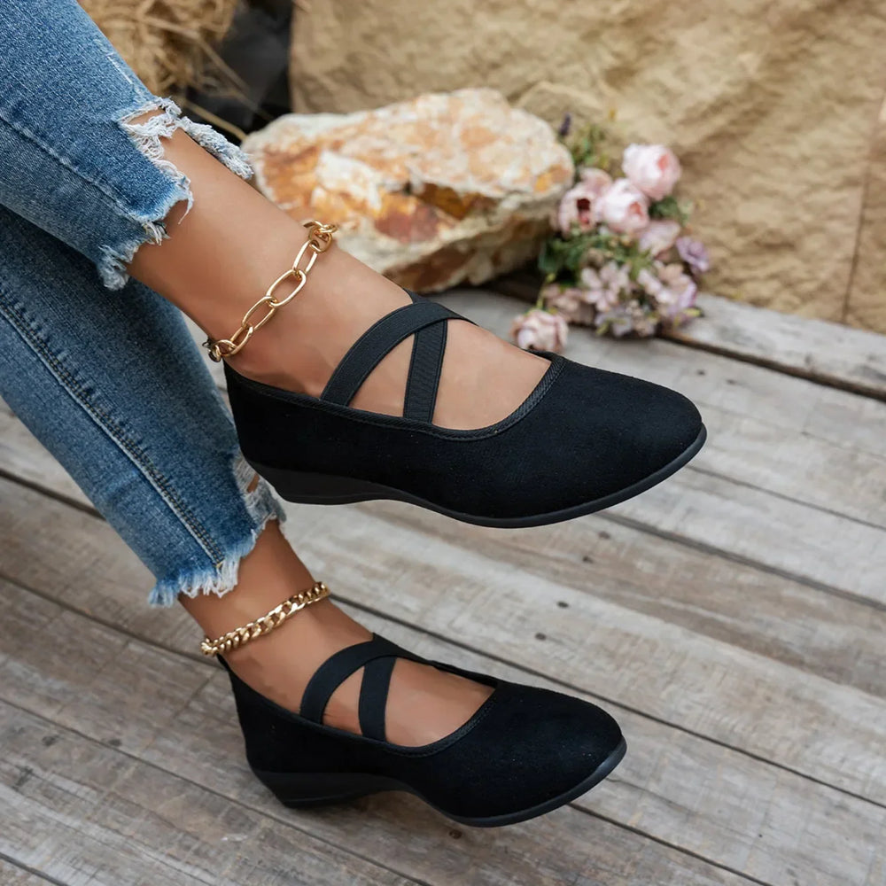 Happy™ BallerinaShoes: Dames Kris-Kruis Gesloten Lage-Hak Ballerina Schoenen