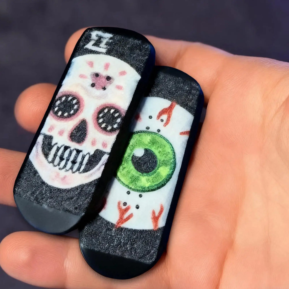 FingerSkateboard 1+1 GRATIS: Magnetisch Vinger Skateboarden Fidget Speelgoed