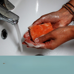 FirmingSoap 1+1 GRATIS - Glad Stralend Huid Bar Firming Zeep