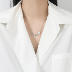 Jewelance™ CloverNecklace 1+1 GRATIS: Stijlvolle Twee-Stijl Magnetische Hart Klaver Ketting