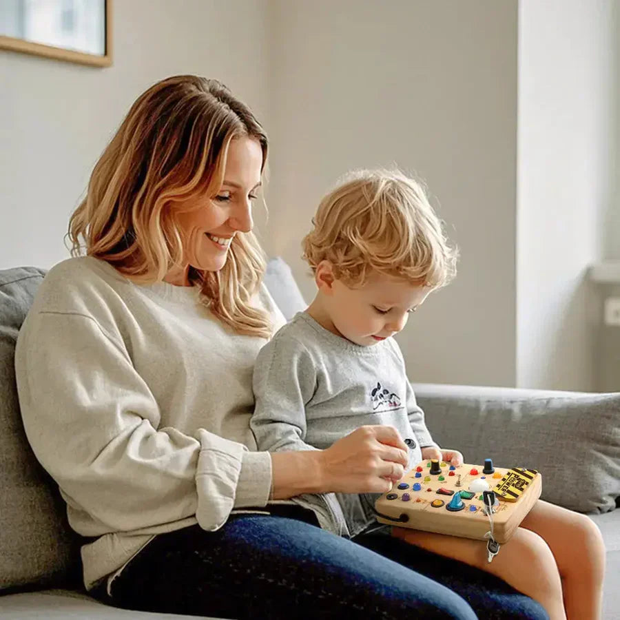 Kletshuts™ SensoryBoard - Montessori Sensorisch Bord Met Lichten En Schakelaars