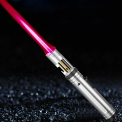 LightsaberFlame: Draagbaar Lichtzwaard Windbestendig Vlam Blaas Zaklamp Aansteker