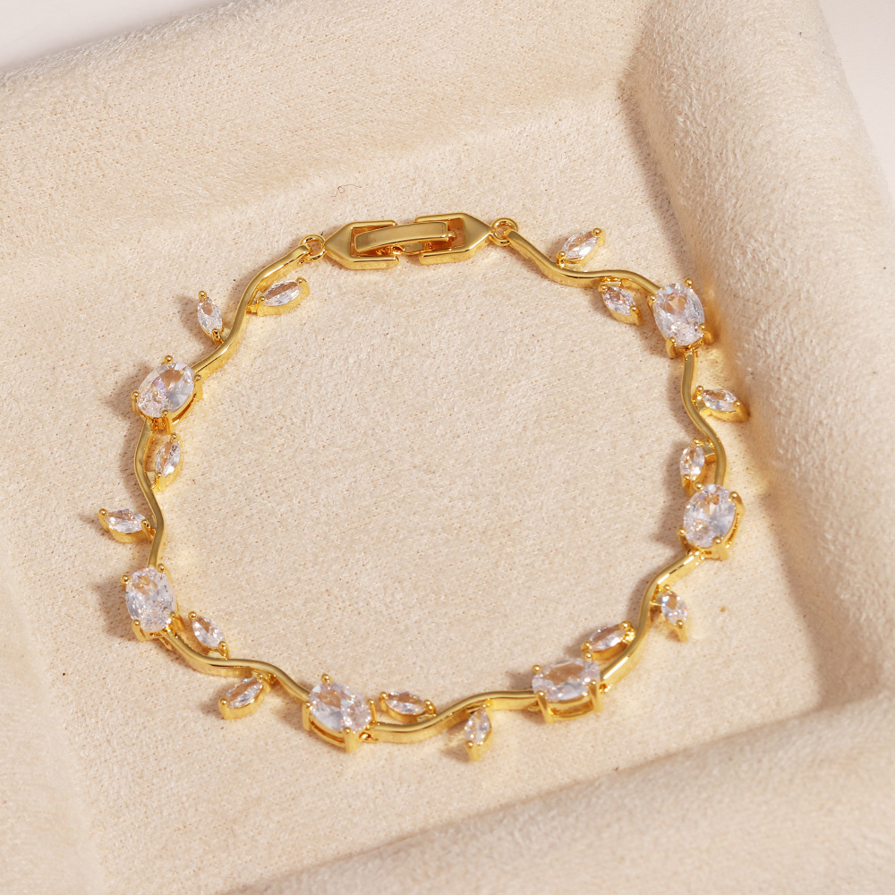 Jewelance™ TulipBracelet 1+1 GRATIS: Sprankelende Mode Klassieke Tulparmband