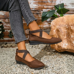 Happy™ BallerinaShoes: Dames Kris-Kruis Gesloten Lage-Hak Ballerina Schoenen