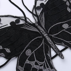 Icone™ ButterflyTop: Stijlvolle Geborduurde Halter Rugloze Vlinder Top