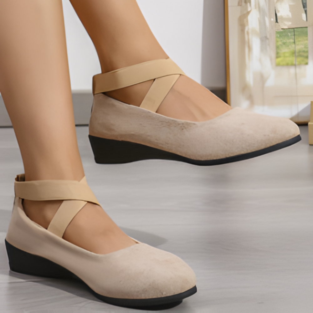 Happy™ BallerinaShoes: Dames Kris-Kruis Gesloten Lage-Hak Ballerina Schoenen