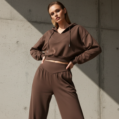 Icone™ StylishOutfit : Dames Stijlvolle Outfit Korte Hoodie En Wijde Broek Set